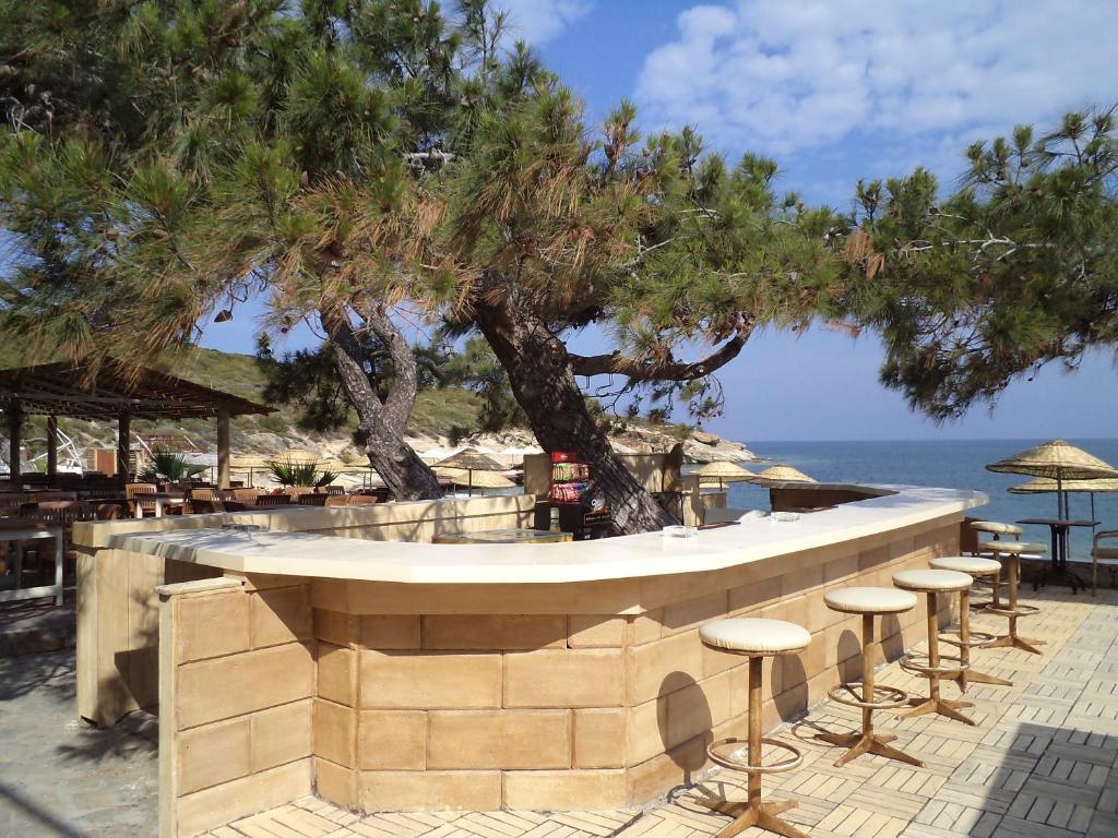 Club Mackerel Holiday Village Foça Exteriör bild