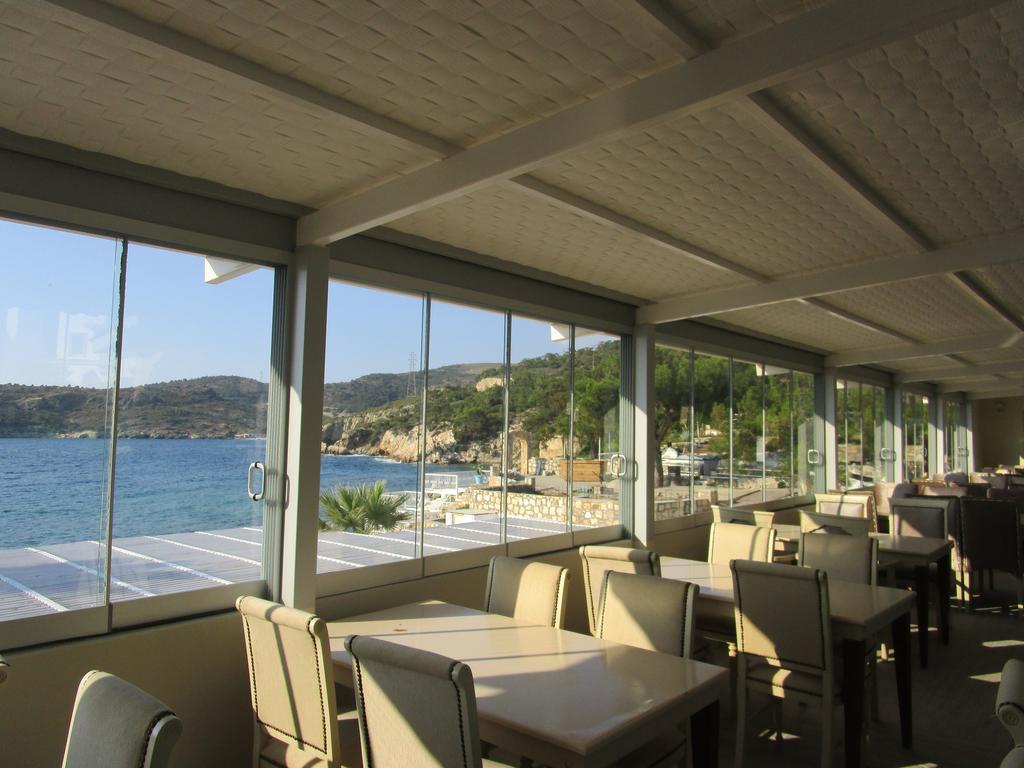 Club Mackerel Holiday Village Foça Exteriör bild