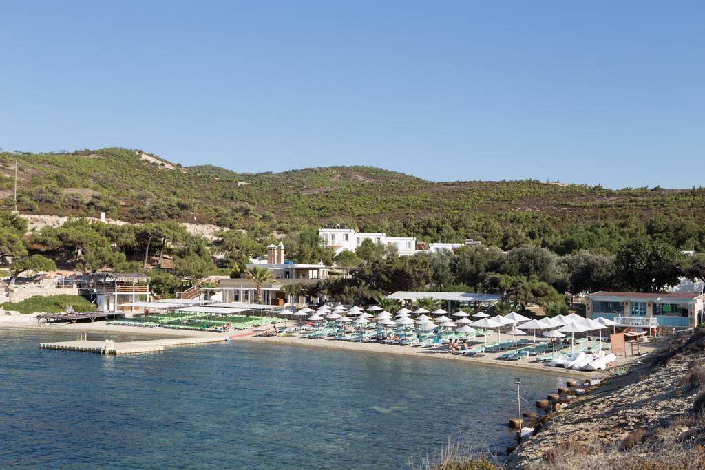 Club Mackerel Holiday Village Foça Exteriör bild