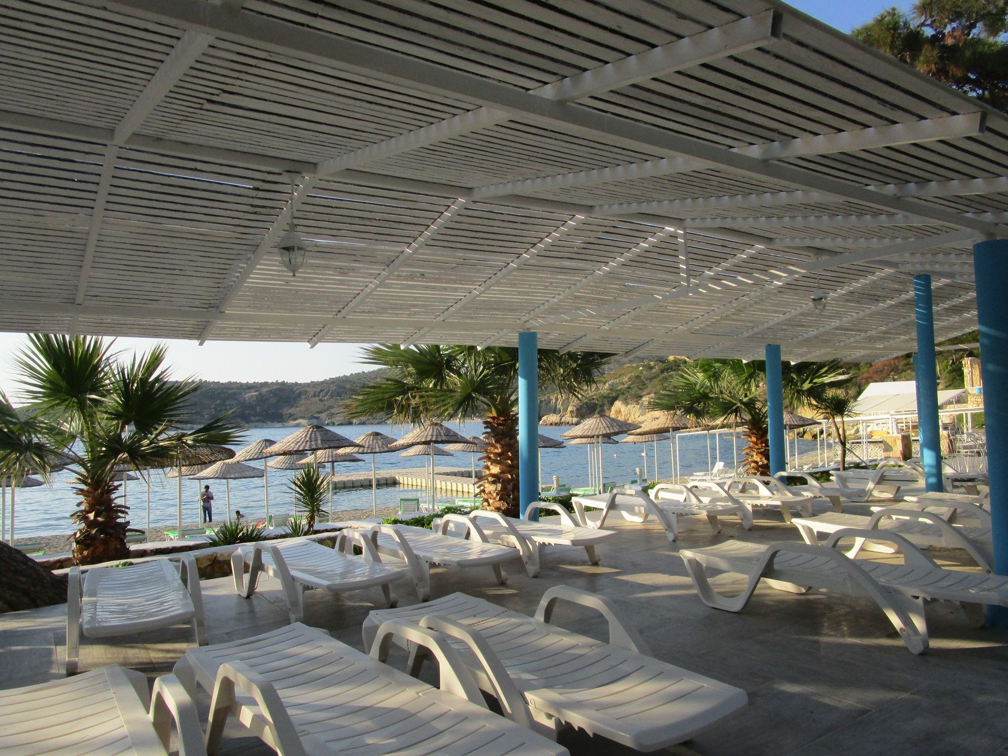 Club Mackerel Holiday Village Foça Exteriör bild